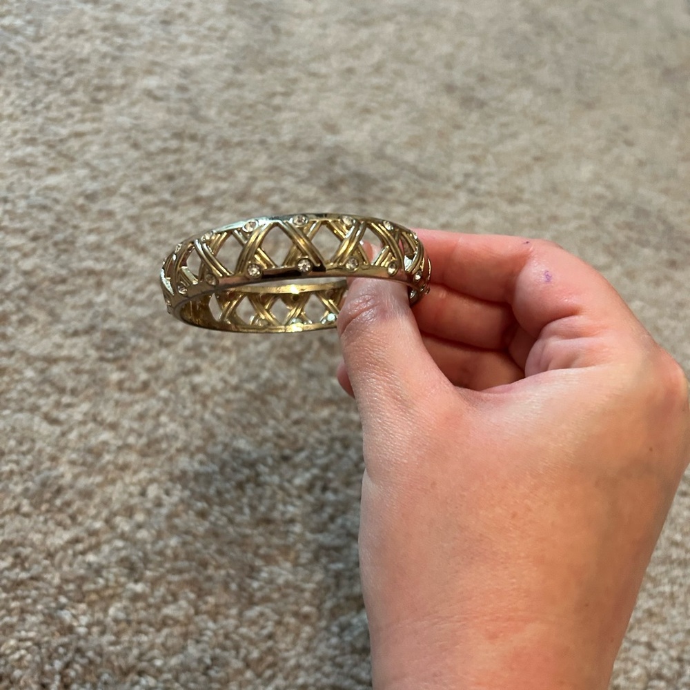 Elegant Gold-Tone Bracelet